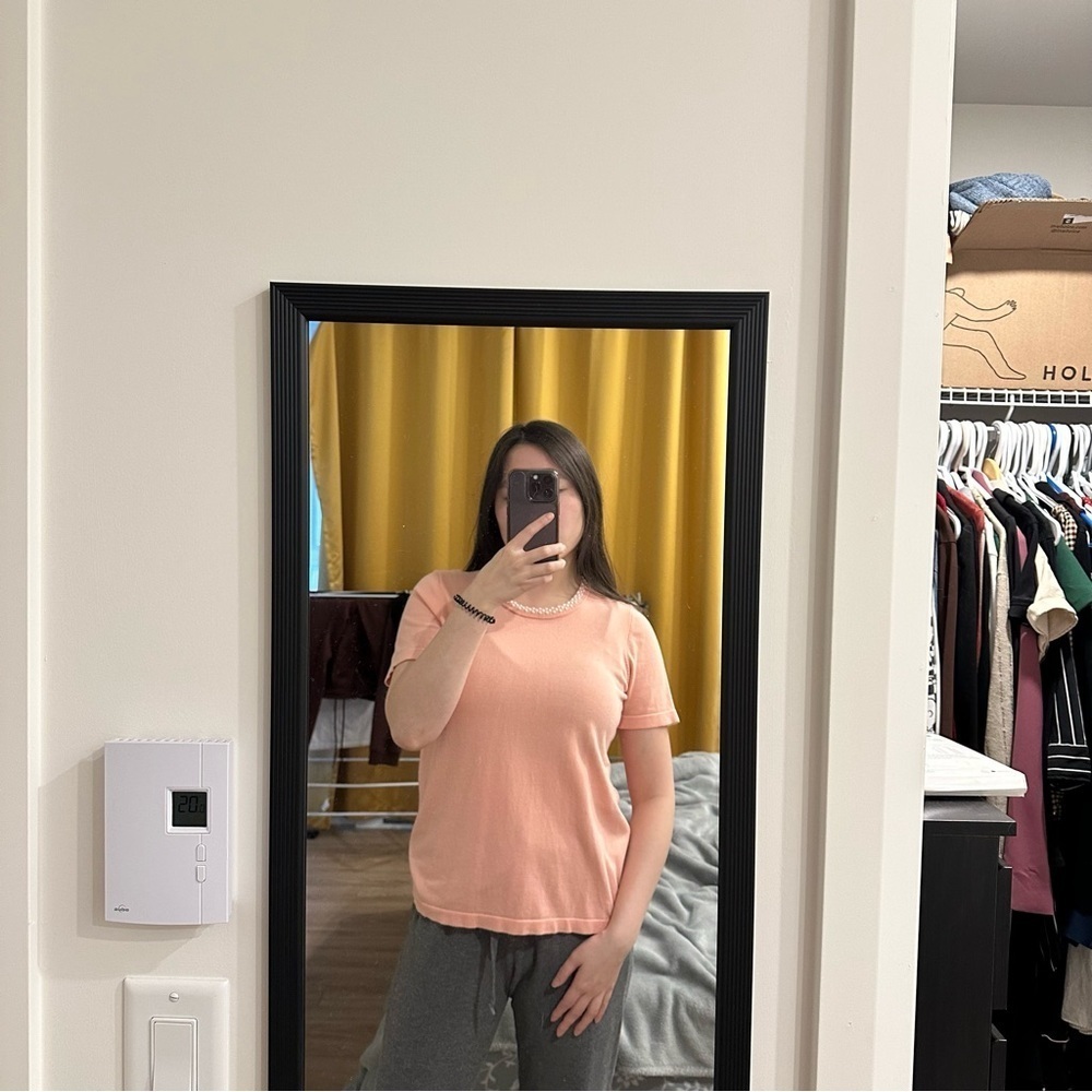 Karl Lagerfield Paris | womens small light coral/pink short sleeves sweater - Picture 7 of 7